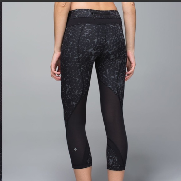 Lululemon Run: Inspire Crop Pants Sz 2 - Picture 7 of 8